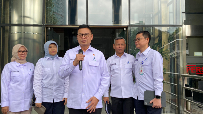Kepala BPOM Taruna Ikrar bersama jajarannya sata sambangi gedung KPK