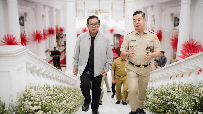 Gubernur Jakarta terpilih Pramono Anung kunjungi Balai Kota DKI Jakarta.