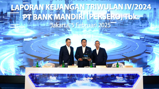 Jajaran Direksi Bank Mandiri dalam telekonferensi pers Laporan Keuangan Kuartal IV-2024, Rabu, 5 Februari 2025