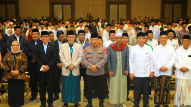 Kapolri Jenderal Listyo Sigit Prabowo menghadiri Munas Alim Ulama dan Konbes NU tahun 2025.