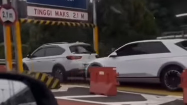Viral Hyundai Ioniq 5 tabrak Honda BR-V