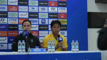 Kadek Raditya dalam jumpa pers sebelum lawan Persis