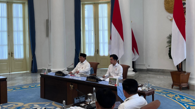 Presiden Prabowo Subianto Pimpin Rapat Perdana Dewan Pertahanan Nasional (DPN) di Istana Bogor