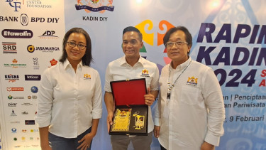 Ketua Umum KADIN Anindya Bakrie di Rapimda KADIN DIY