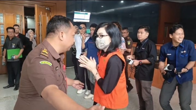 Ibu Ronald Tannur, Meirizka Widjaja di Pengadilan Tipikor pada PN Jakarta Pusat