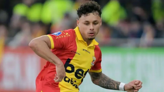 Bek Go Ahead Eagles, Dean James
