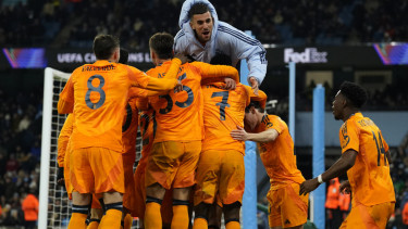 Pemain Real Madrid rayakan gol Jude Bellingham