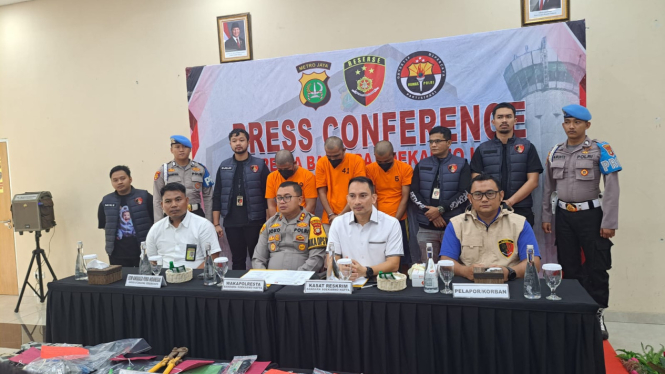 Tiga pelaku pencurian baterai Menara Telekomunikasi atau BTS di Bandara Soetta, Tangerang
