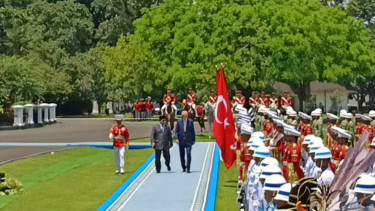 Momen Presiden Turki, Recep Tayyip Erdogan tiba di Istana Kepresidenan Bogor, Jawa Barat