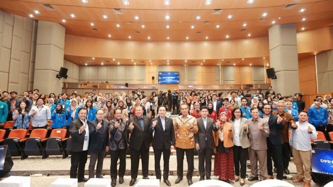 DPR dan generasi muda kolaborasi untuk perubahan