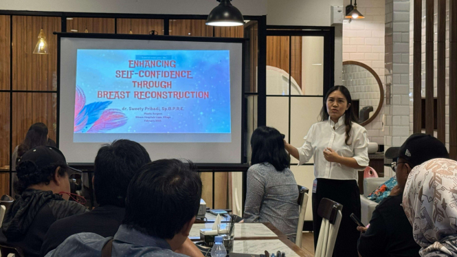  Dokter Spesialis Bedah Plastik, dr. Sweety Pribadi, SpBP 