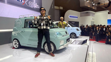 Seres E1 hasil kolaborasi dengan Gofar Hilman