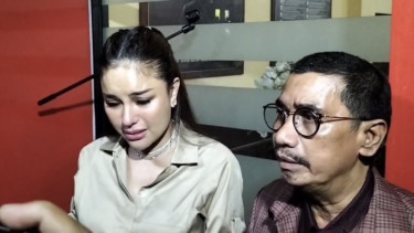 Nikita Mirzani dan Fahmi Bachmid