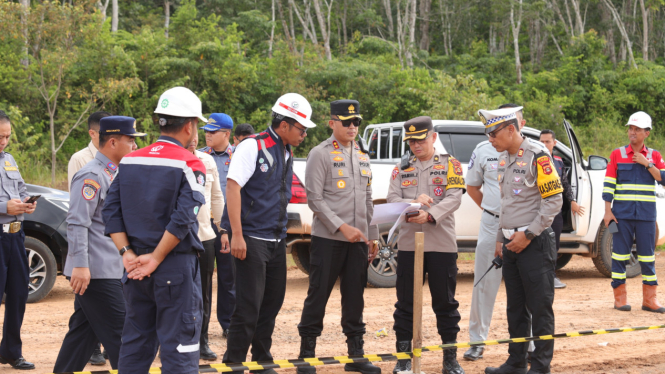 Kapolres Banyuasin AKBP Ruri Prastowo mengecek jalur mudik lebaran