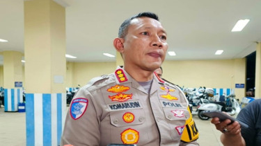 Direktur Lalu Lintas Polda Jatim Kombes Pol Komarudin