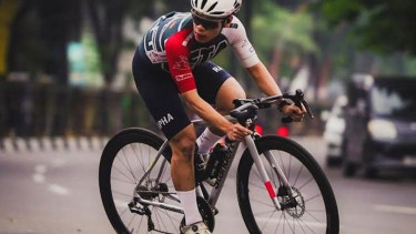 Pembalap sepeda Ethan Bathara mengalami insiden kecelakaan