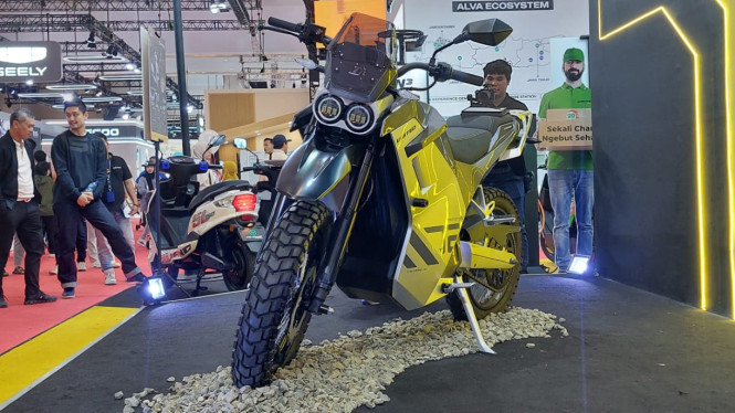 Motor listrik prototype United RX6000 