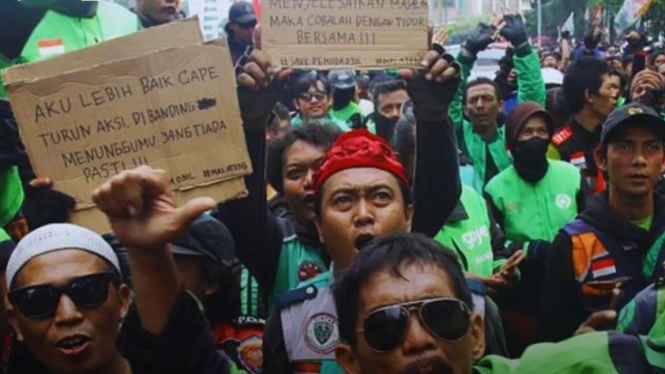 Ilustrasi demo pengemudi ojek online (ojol)