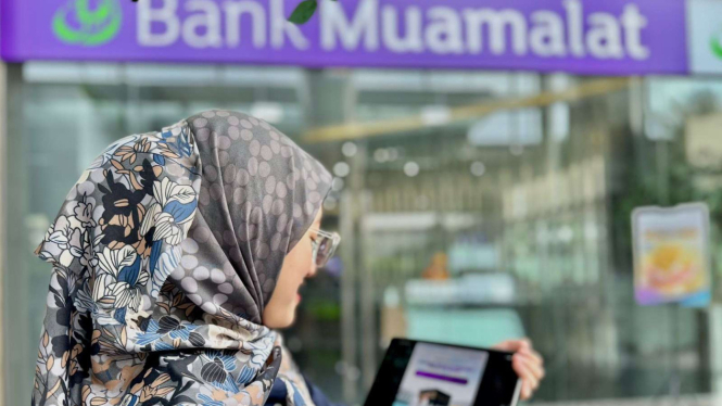 Bank Muamalat.