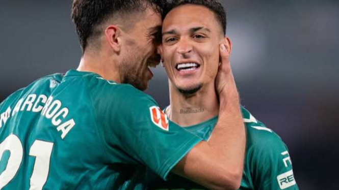 Pemain Real Betis, Antony
