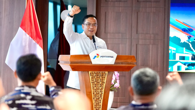 Direktur Utama Pertamina, Simon Aloysius Mantiri