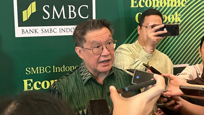 Direktur Utama SMBC Indonesia, Henoch Munandar