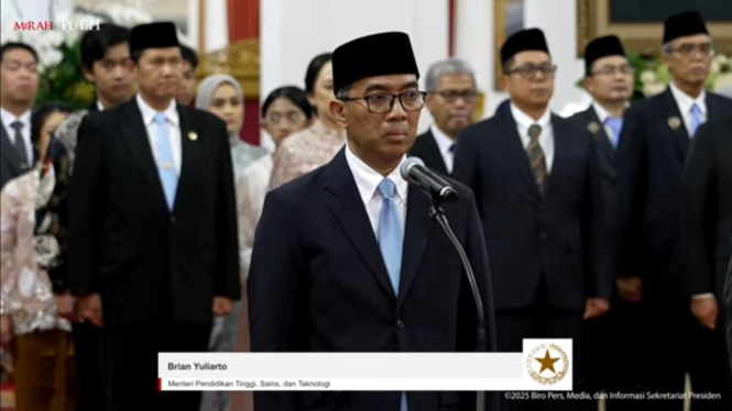 Menteri Pendidikan Tinggi, Sains dan Teknologi (Mendikti Saintek) Brian Yuliarto