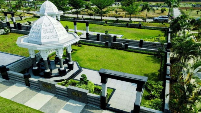 Pemakaman Muslim Al-Azhar Memorial Garden
