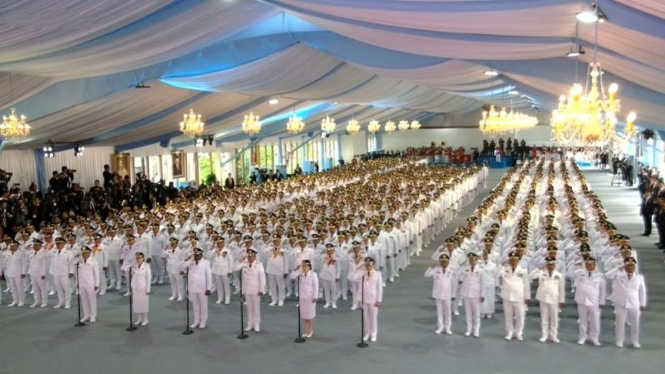 Pelantikan 961 kepala daerah dan wakil kepala daerah di Istana Negara