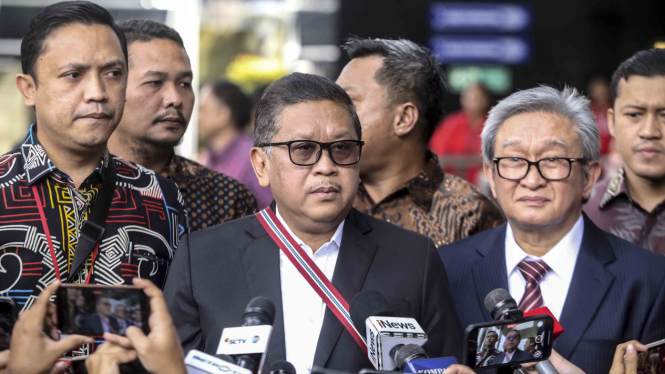 Hasto Kristiyanto Sekjen PDI-P Tiba di KPK untuk Diperiksa Sebagai Tersangka