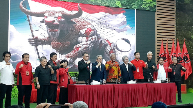[dok. Jajaran Pengurus DPP PDI Perjuangan, dalam konferensi pers di kantor DPP PDI Perjuangan, kawasan Menteng, Jakarta Pusat, Kamis, 20 Februari 2025]