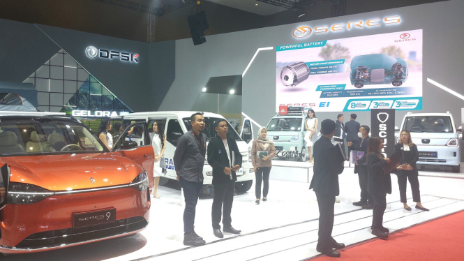 Booth DFSK di IIMS 2025