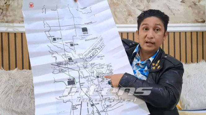 Klaim Punya Gunung di Parung, Firdaus Oiwobo Bawa Bukti Surat 110 Ribu Hektare