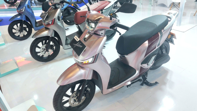 Motor listrik Adora