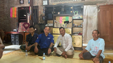 Perwakilan Gus Miftah Menemui Remaja Yatim