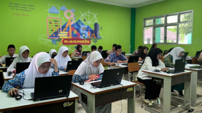 Ilustrasi ujian masuk Madrasah Aliyah Negeri (MAN) Unggulan Tahun Ajaran 2025/20