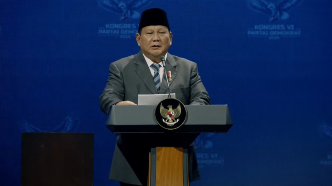 Presiden RI Prabowo saat memberikan sambutan dalam acara penutupan Kongres ke-6 Demokrat di Hotel Ritz-Carlton, Jakarta, Selasa, 25 Februari 2025.