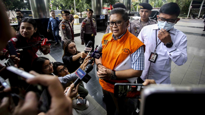 Pemeriksaan Hasto Kristiyanto Sebagai Tersangka Kasus Suap di KPK
