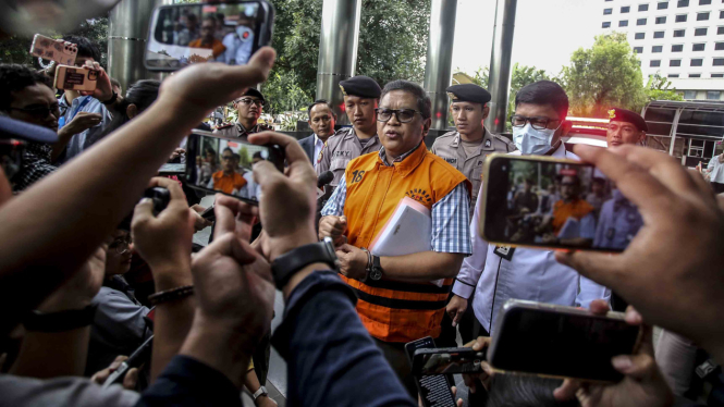 Pemeriksaan Hasto Kristiyanto Sebagai Tersangka Kasus Suap di KPK