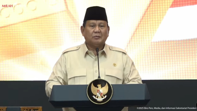 Presiden RI Prabowo Subianto saat meresmikan layanan Bank Emas di The Gade Tower, Jakarta Pusat, Rabu, 26 Februari 2025 (sumber: tangkapan layar YouTube Sekretariat Presiden)