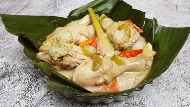 Ayam Garang Asam