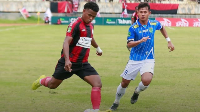 Persipura Jayapura vs Persibo Bojonegoro