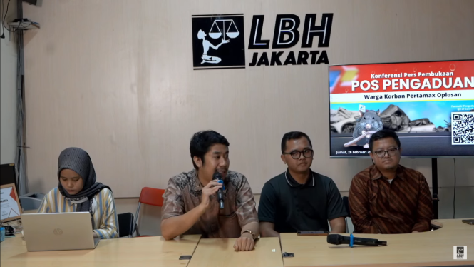 Konferensi Pers LBH Jakarta Terkait Pos Pengaduan Pertamax Oplosan