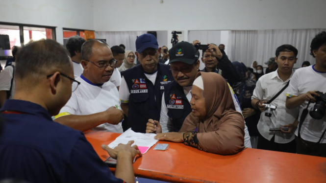 Penyaluran bansos Program Sembako dan Program Keluarga Harapan (PKH) 
