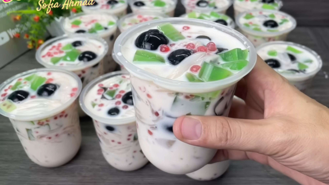  Resep dan Modal Es Jelly Sultan Super Creamy untuk Jualan Takjil Ramadan