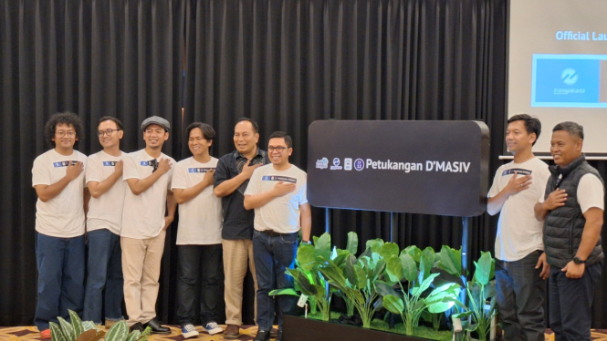 DMasiv Beli Hak Nama Halte Petukangan