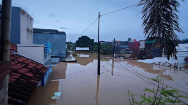Banjir di perumahan Vila Jatirasa Jatiasih Bekasi