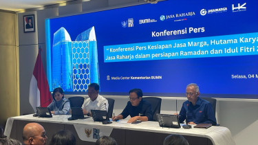 Jajaran Direksi BUMN dalam konferensi pers Kesiapan Ramadan dan Idul Fitri 2025