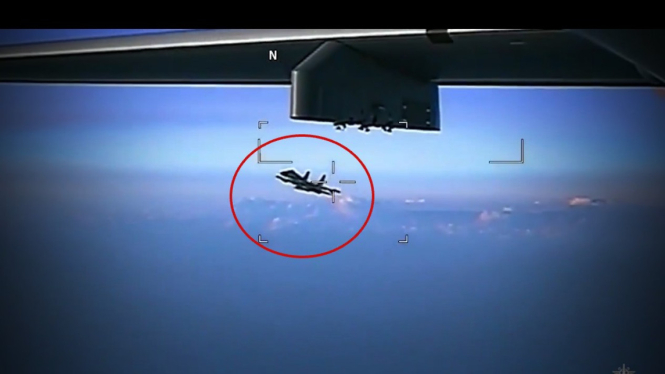 VIVA Militer: Sukhoi SU-35 Rusia ganggu MQ-9 Perancis