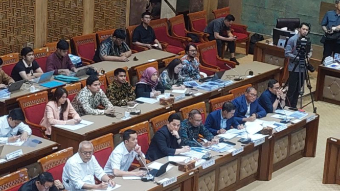 Ketua Umum PSSI Erick Thohir hadiri rapat komisi X DPR bahas naturalisasi